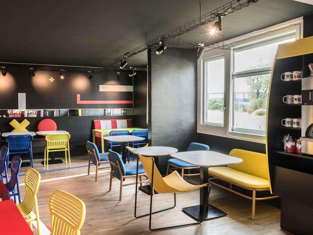Ibis Styles Lyon Bron Eurexpo Hotel Exterior foto
