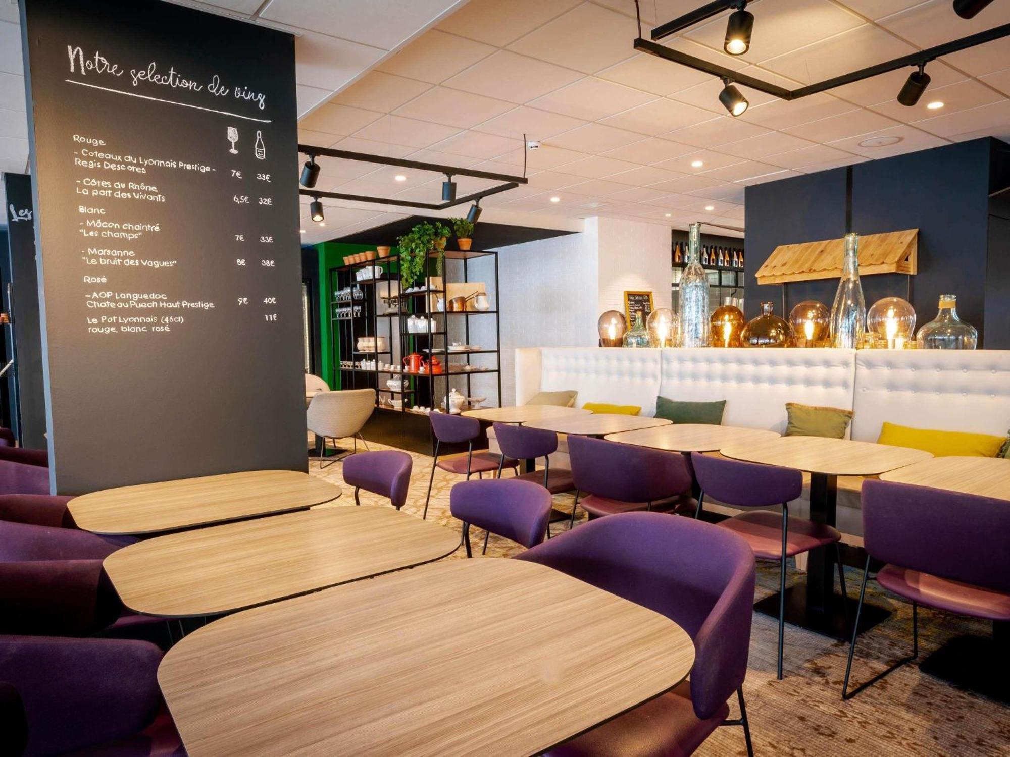 Ibis Styles Lyon Bron Eurexpo Hotel Exterior foto